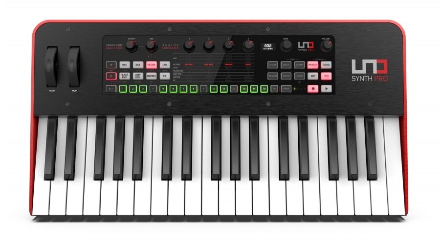 IK Multimedia Uno-SynthPro Синтезатор, 37 клавиш