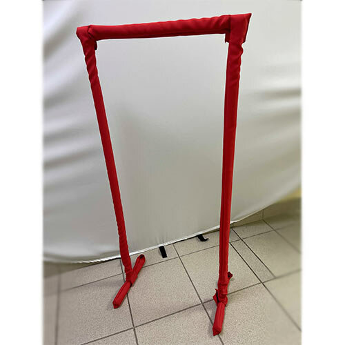 Вешалка напольная для одежды детская П-образная высота 1 м. / ширина 1.5 м. GOZHY (красная)