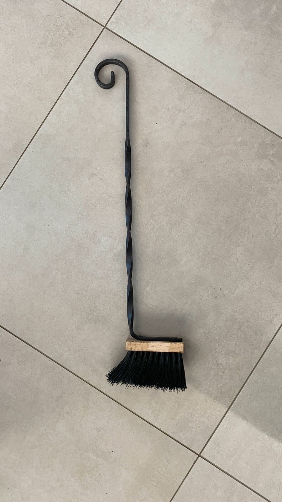 фото Щетка каминная с ручкой