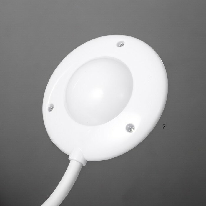 Настольная лампа "Астронавт на луне" LED 3Вт USB АКБ белый 13х5х26 см - фотография № 8