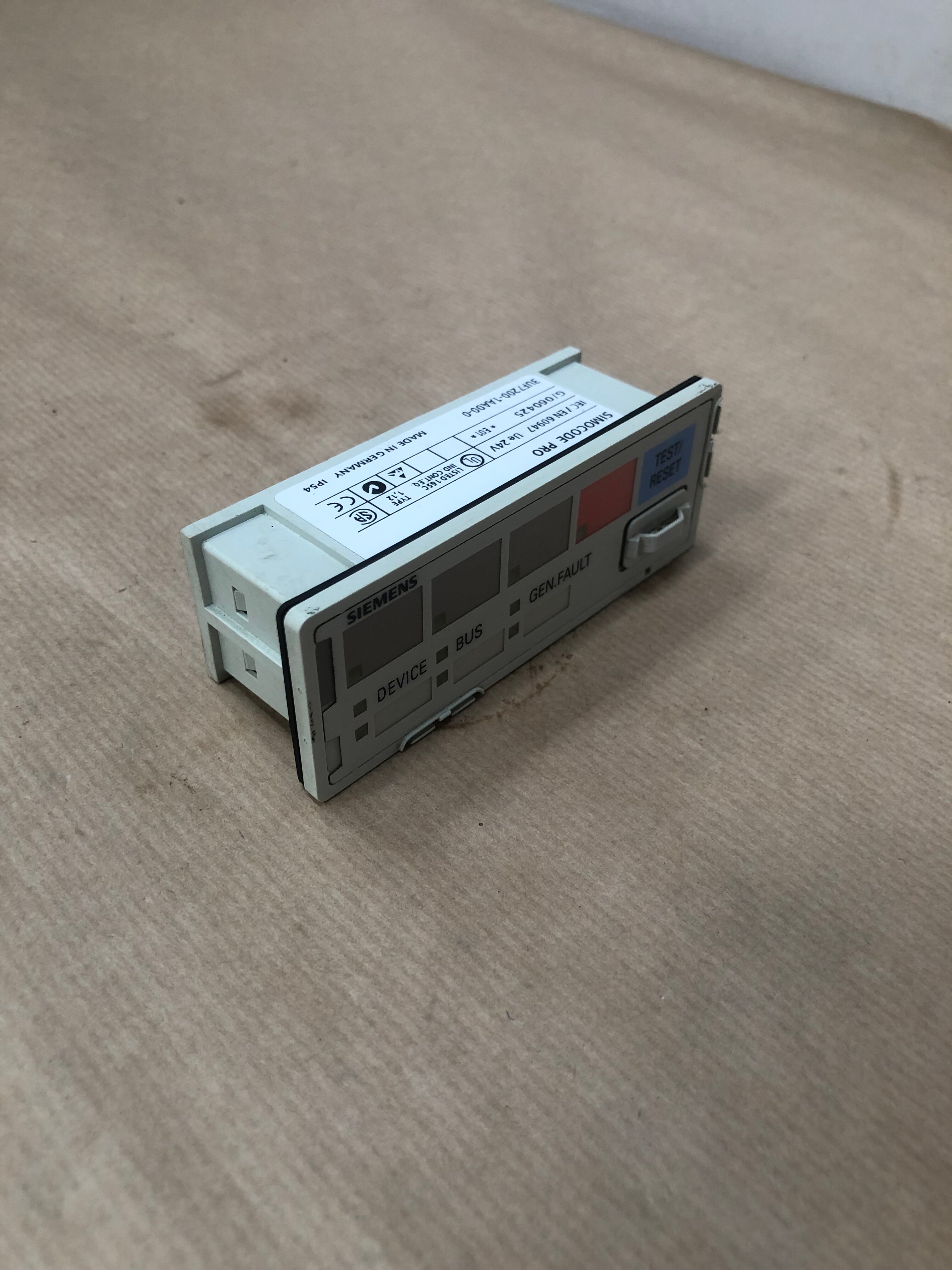 Панель оператора SIEMENS 3UF7200-1AA00-0