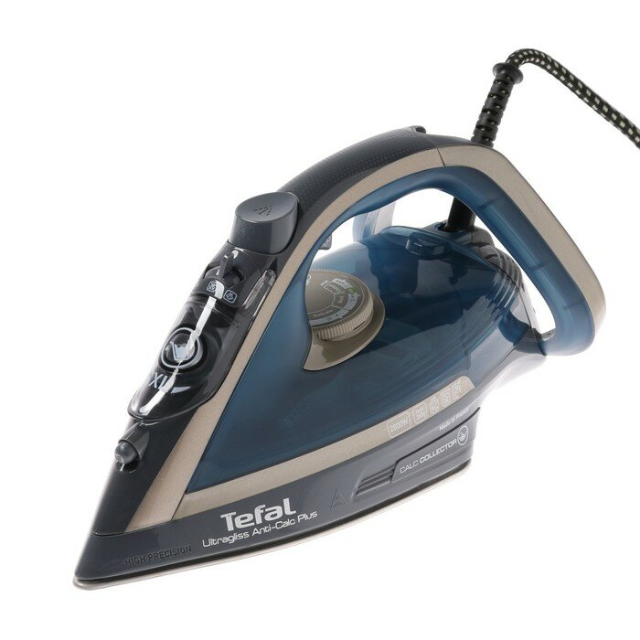 Утюги Tefal Утюг Tefal FV6842E0, 2800 Вт, металлокерамическая подошва, 50 г/мин, 270 мл, зелёный