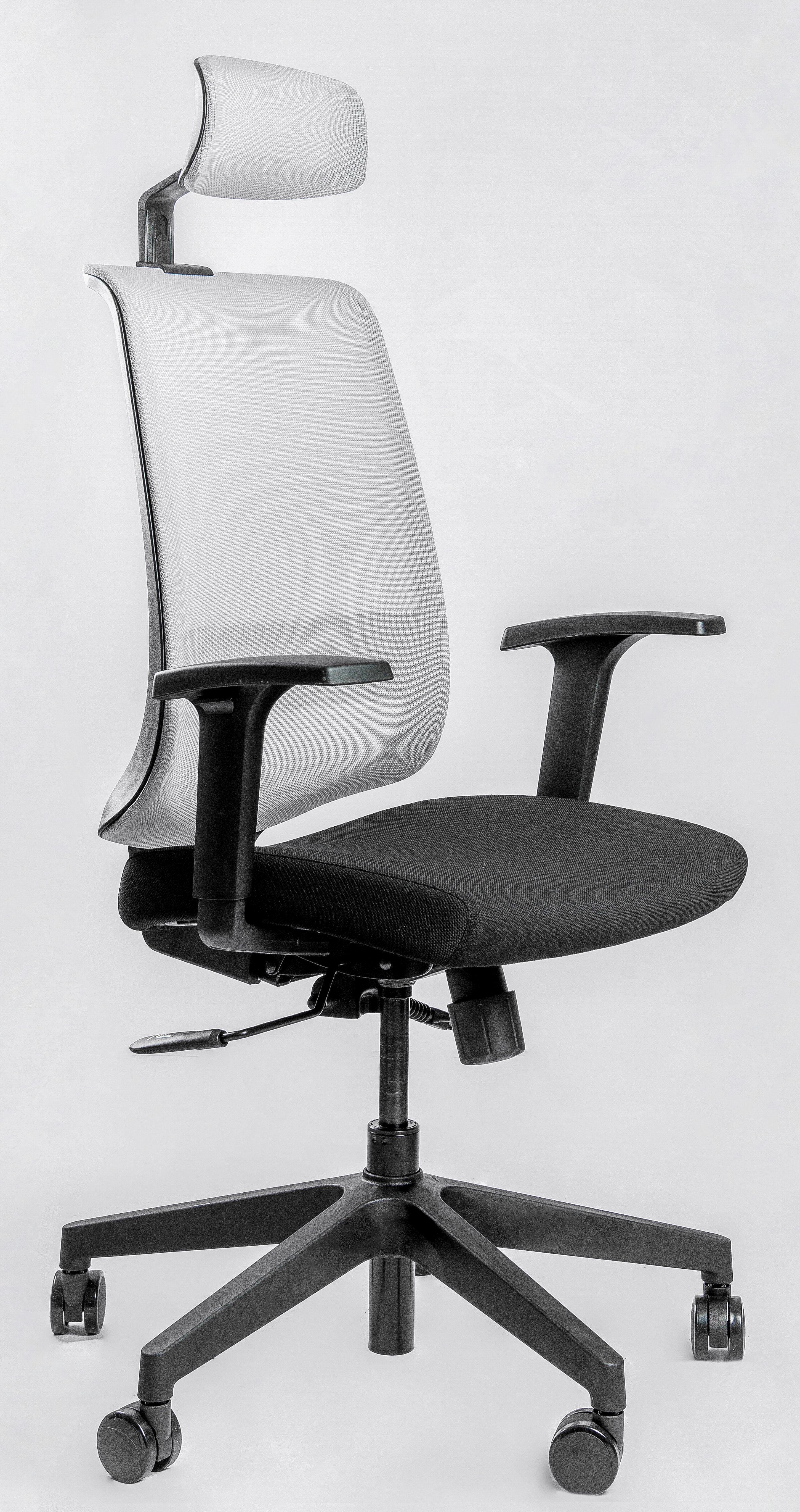 Эргономичное кресло Falto Neo, цвет чёрный