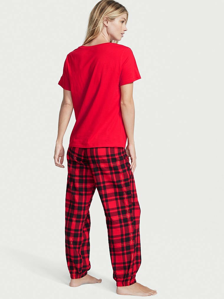 Пижама VICTORIA'S SECRET S красная футболка с лого и брюки в красно-черную клетку - фотография № 2