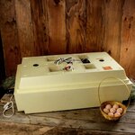 Инкубатор бытовой «Золушка», на 98 яиц, автоматический переворот, 220 В/12 В - изображение