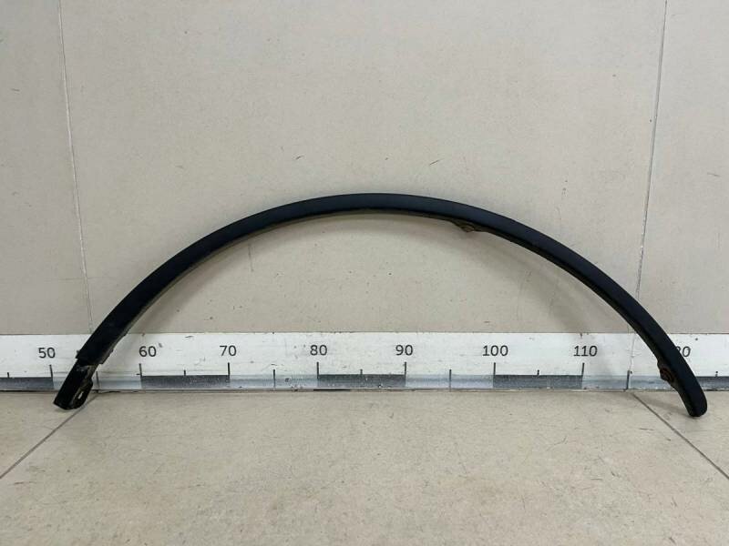Накладка переднего крыла правого Renault Sandero 2009-2014 кат.номер: 8200886741 7711547120