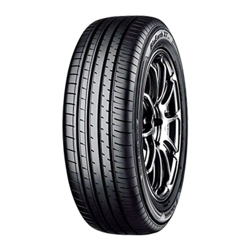 YOKOHAMA BluEarth-XT AE61 235/60R18 103W нешипованная