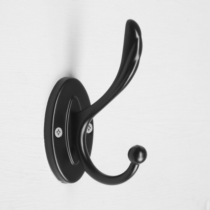 Крючок мебельный KMC005BL CAPPIO, двухрожковый, цвет черный - фотография № 1