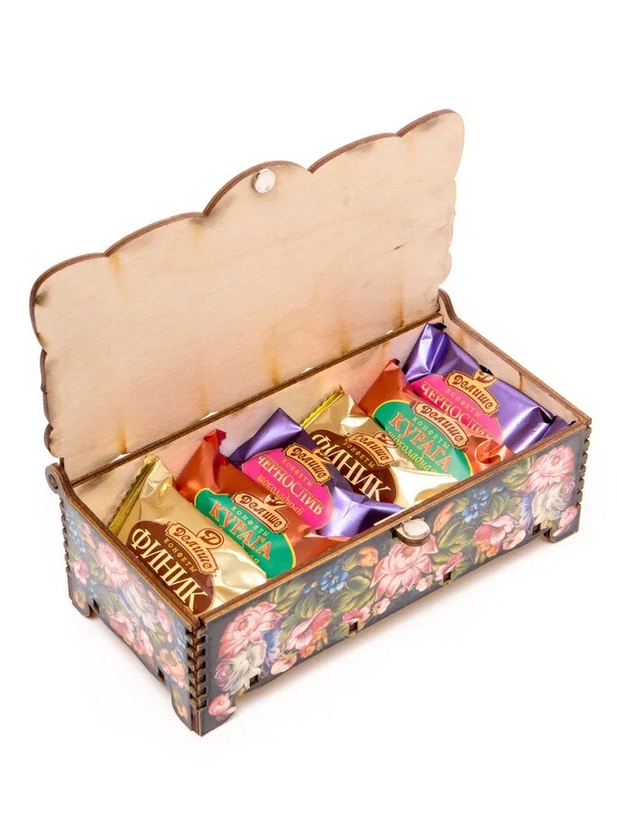 Конфеты в деревянной шкатулке "цветы" (Чернослив, Курага, Финик делише шоколадные), 150 гр - фотография № 2