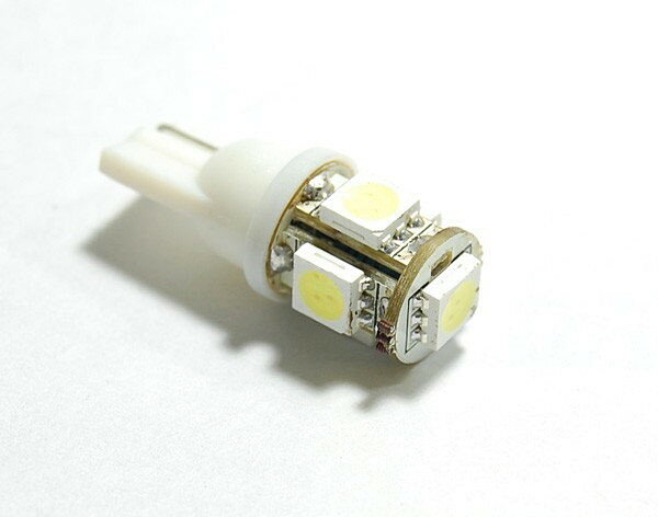 фото Лампа светодиодная, белая, W5W 5SMD 24V, LEDO