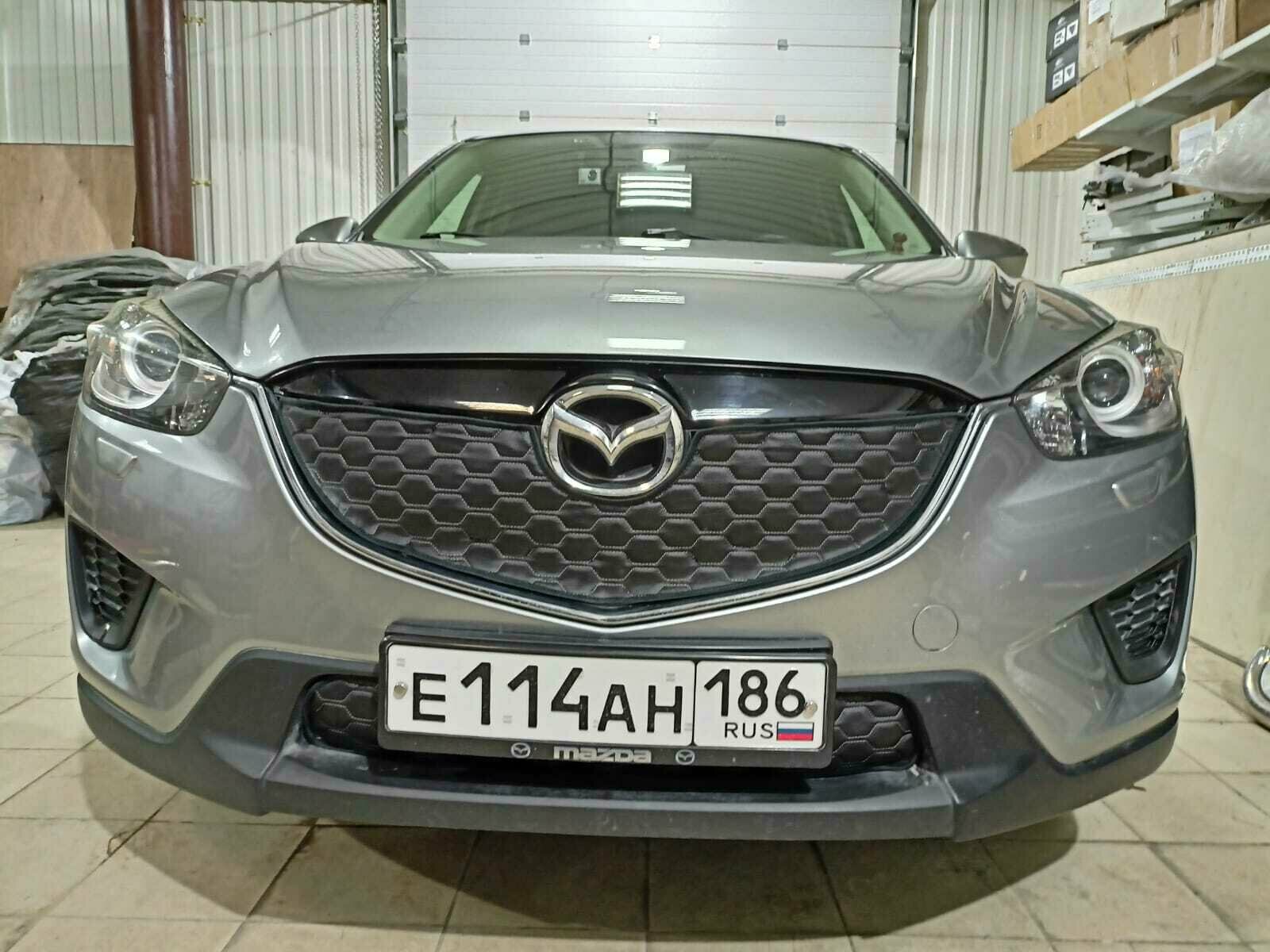 Утеплитель радиатора для Mazda CX-5 2011 1-ый Рестайлинг без парктроников соты