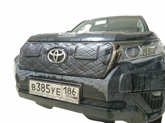 Утеплитель решетки радиатора для Toyota Land Cruiser Prado 150 2017-2023 с кармашками(комплект)