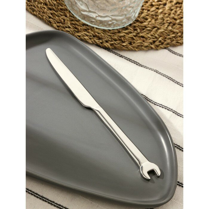 Нож столовый из нержавеющей стали Magistro Workshop, 22 см, цвет серебряный (1шт.) - фотография № 1