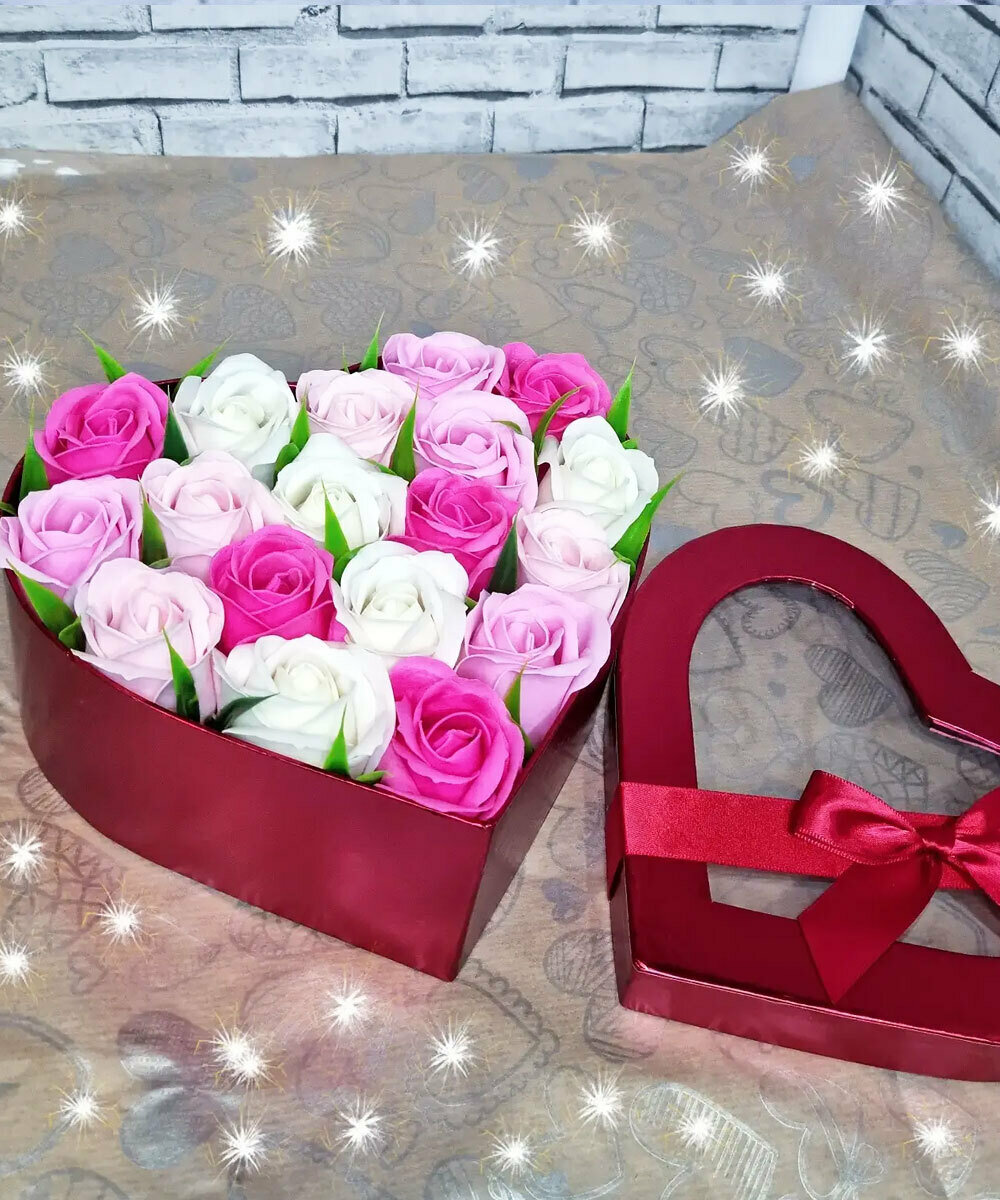 Коробка Красное сердце с ароматными мыльными розами
