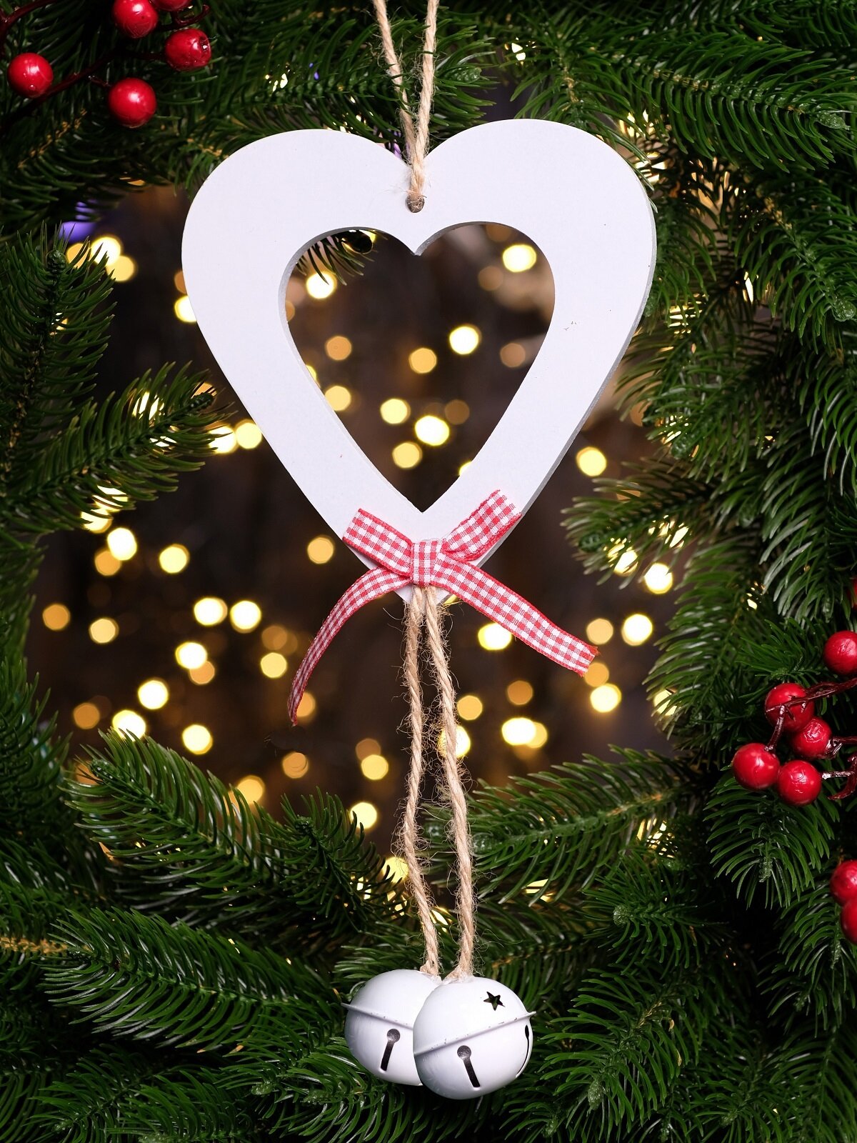 Рождественское украшение Подвеска на елку в форме сердца с колокольчиком, 15 см, China Dans, артикул 9918146