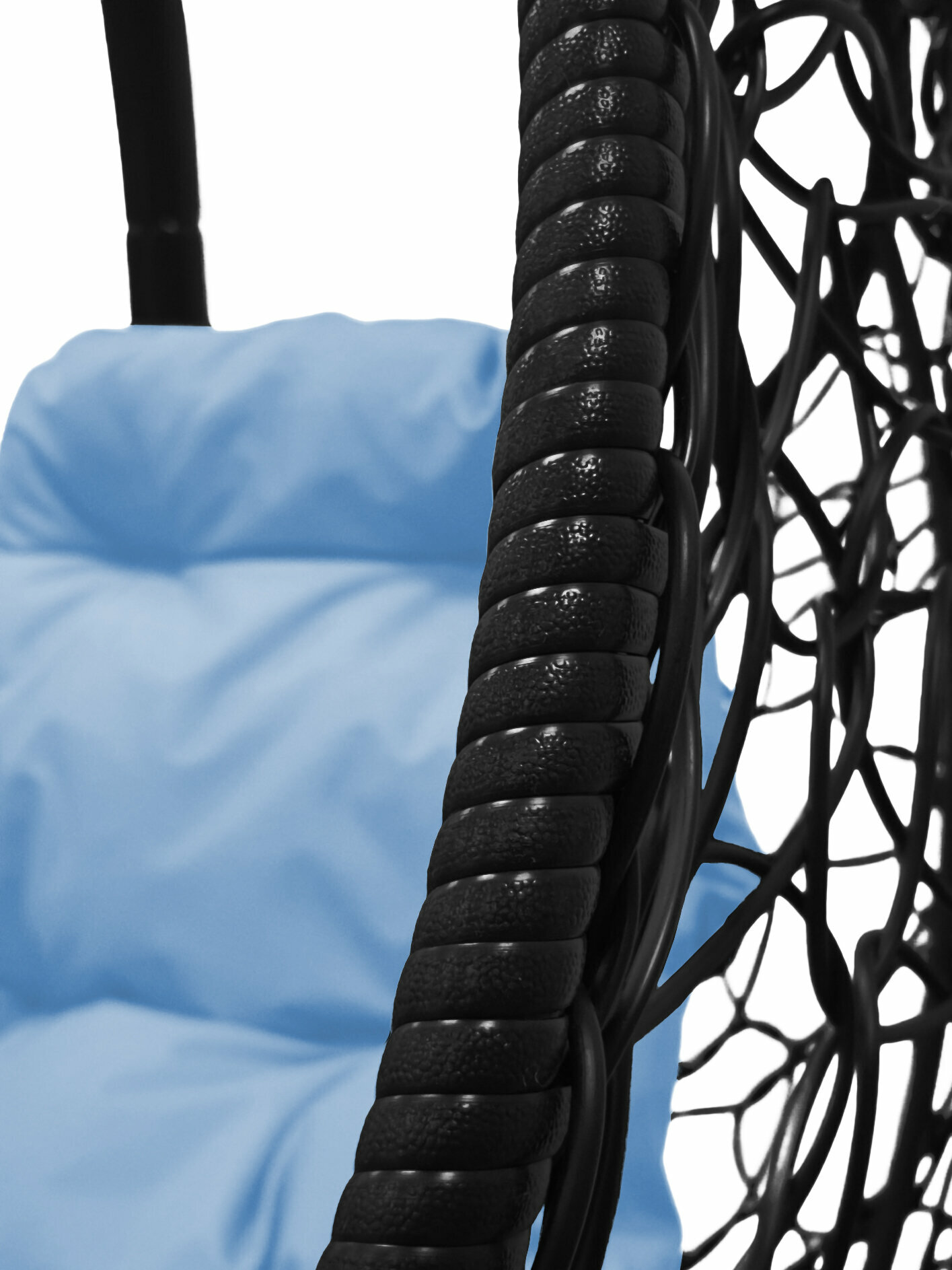 Подвесное кресло ротанг чёрное, голубая подушка - фотография № 3