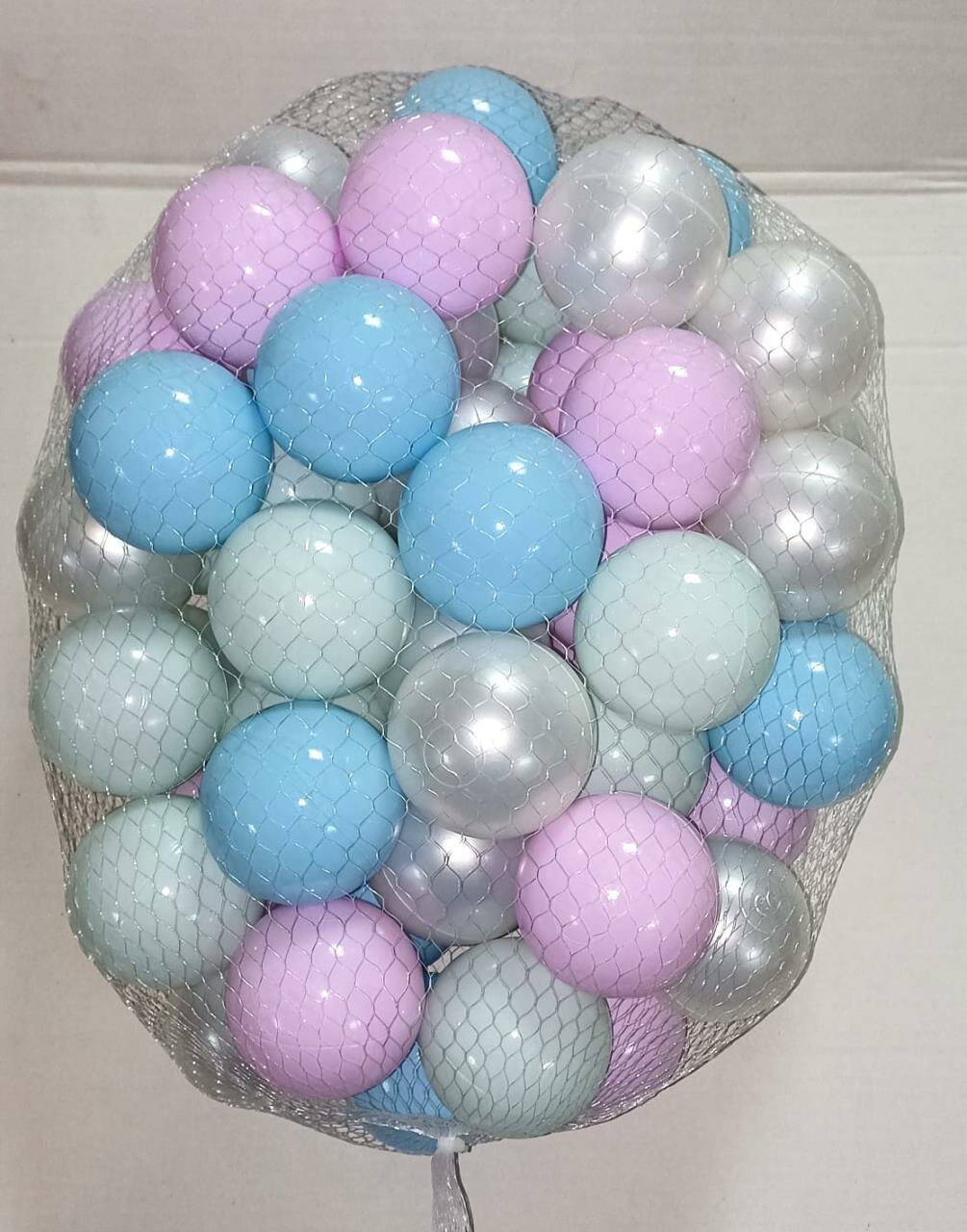 Мячики для сухого бассейна 70 мм (4 цвета), 50 штук, в сетке 35x30x25 см