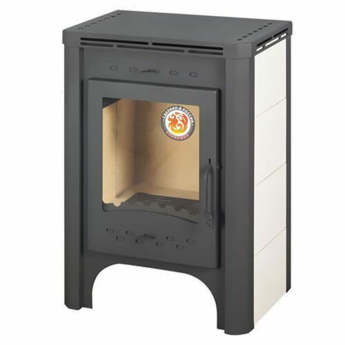 фото Печь-камин со стальной плитой