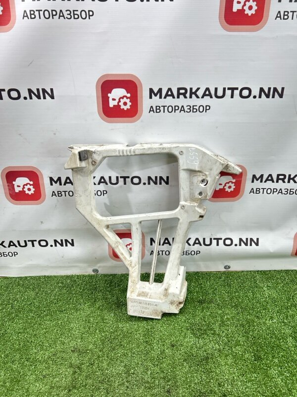Кронштейн бампера задний левый Ford Focus 2 1.8 4M51-A17E851-AL