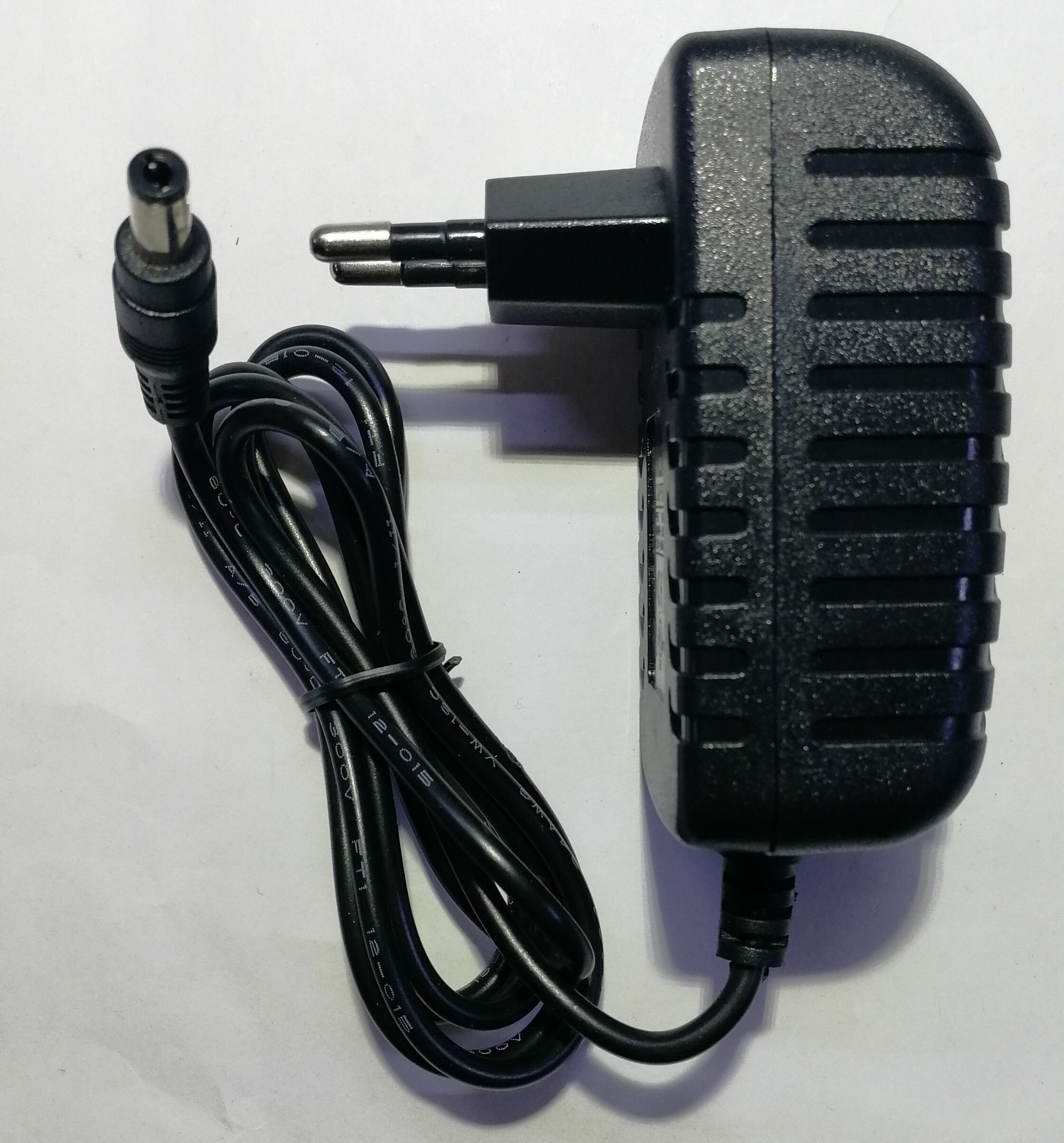 Зарядное устройство 20V 0.45A для Philips Vacuum Cleaner FC6331 / FC6333 / FC6402 / FC6401 / FC6405 / FC6168 - фотография № 3