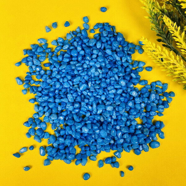 Камни декоративные «Радуга» 300гр голубые,мелкие - фотография № 2