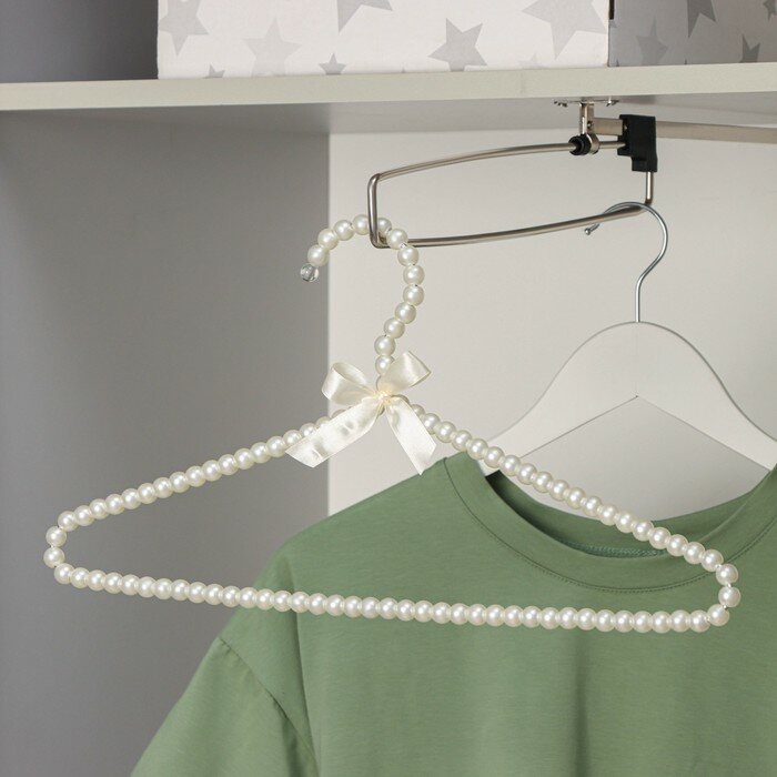 Вешалка для одежды LaDо́m «Жемчуг», 40×21 см, цвет белый - фотография № 1