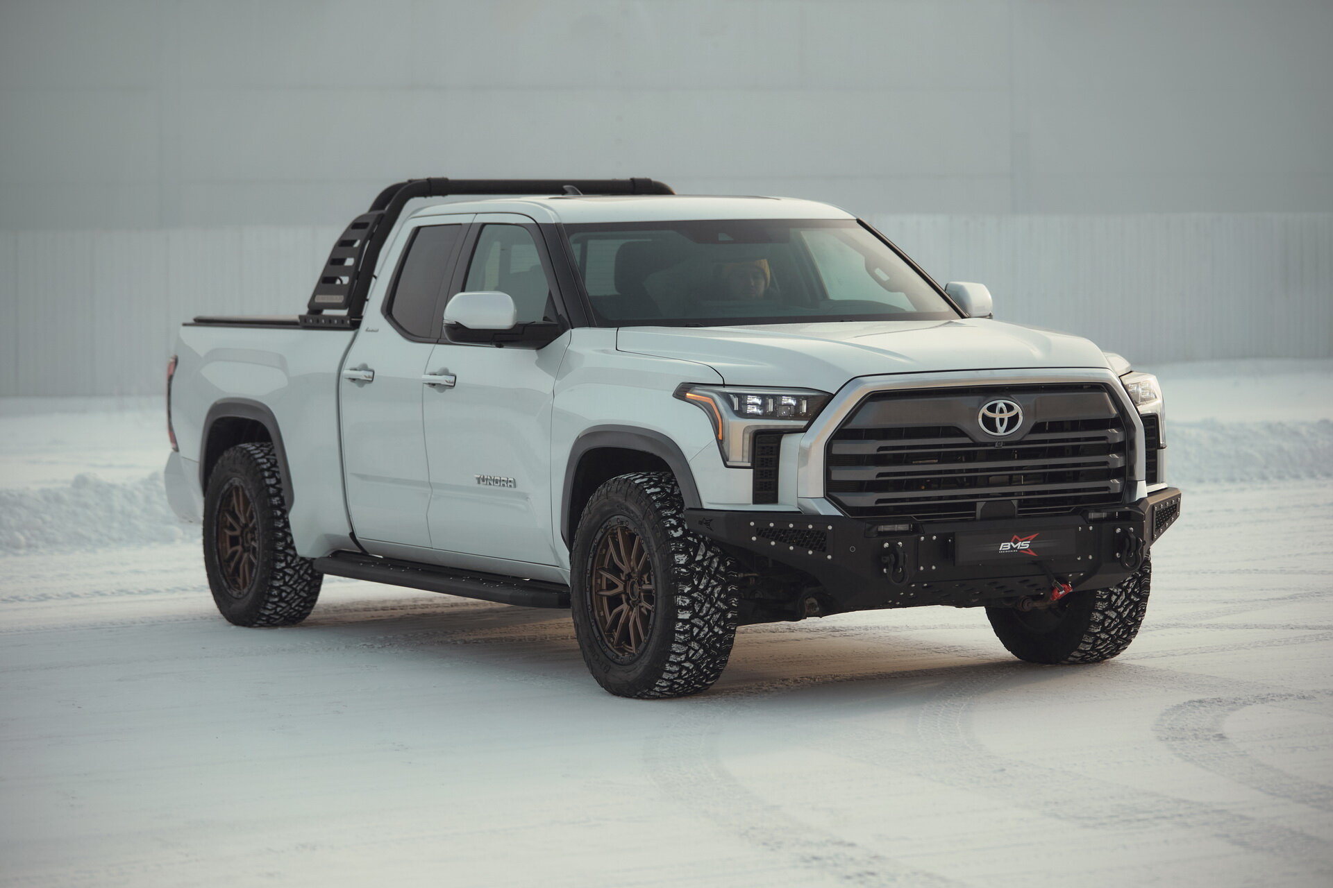 Бампер силовой передний BMS PRO-Line для Toyota Tundra 2022-2023 — фото 2