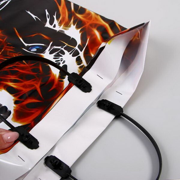 Пакет "Тигр", полиэтиленовый с пластиковой ручкой, 38х44 см, 90 мкм, 5 шт. - фотография № 2