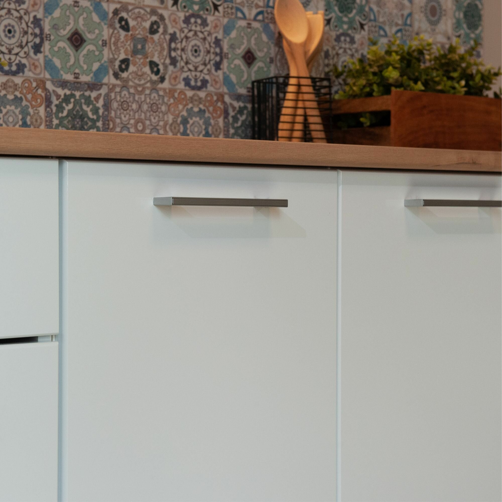 Кухонный гарнитур Ника Глосс, мебель для кухни Белый глянец 2,4м без столешницы - фотография № 11