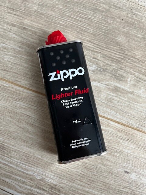 Бензин для зажигалок Zippo - фотография № 2