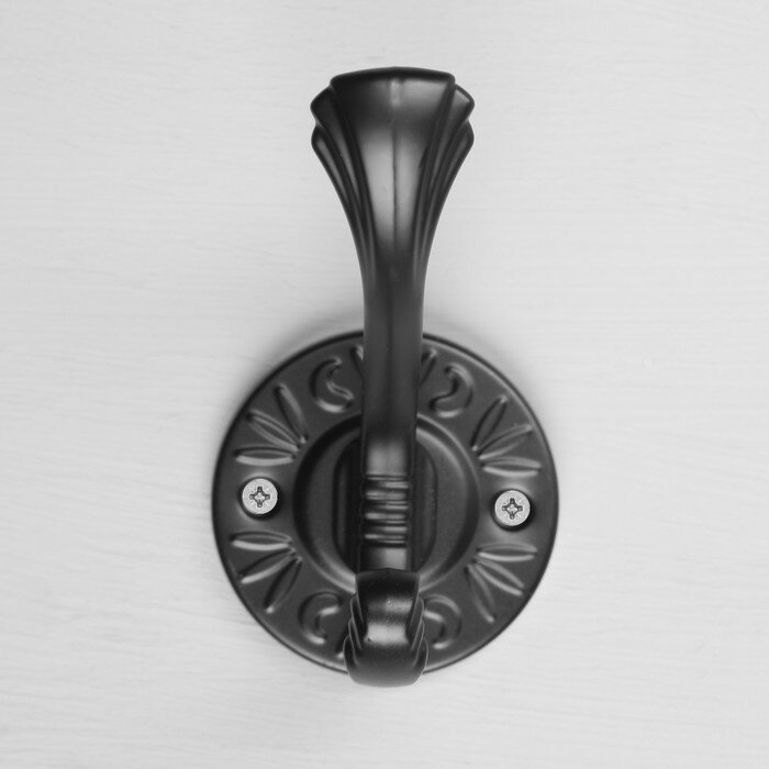 Крючок мебельный KMC006BL CAPPIO, двухрожковый, цвет черный - фотография № 3