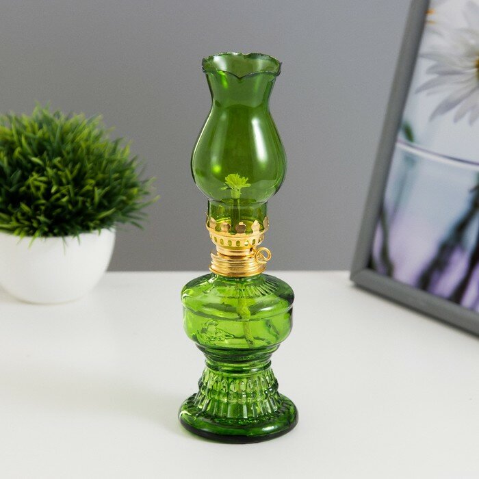 фото Керосиновая лампа зеленый 6х6х20 см RISALUX