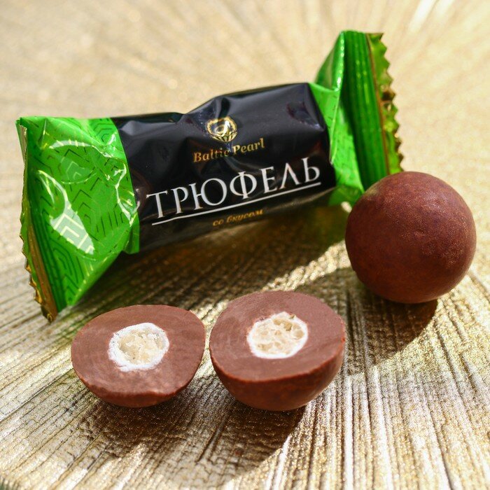 Шоколадные конфеты в упаковке-конфете "Сказочного счастья", вкус: орех, 150 г. - фотография № 2