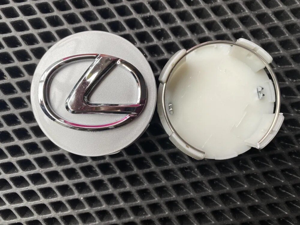 Колпачки заглушки на литые диски Лексус / Lexus 62 / 56 мм серебро 4 шт.