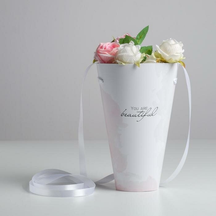 фото Переноска круглая на лентах «You are beautiful», 15 × 23.3 × 7.5 см, Ø 15 см(5 шт.)