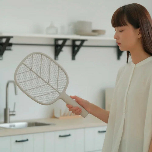 Электрическая мухобойка Solove Electric Mosquito Swatter P2+ RU Серая с режимом электрической ловушки - фотография № 2