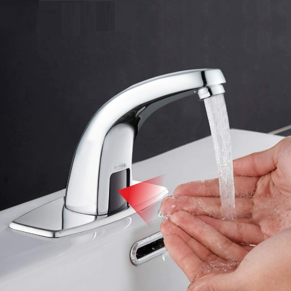 фото Смеситель сенсорный бесконтактный G-teq 8503