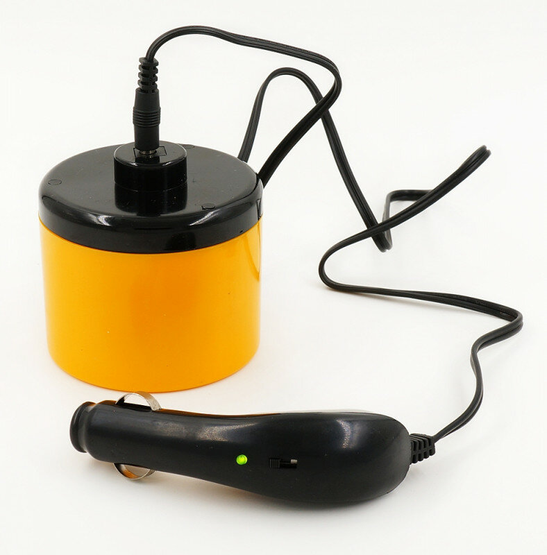 фото Зарядно-пусковое устройство для аккумулятора