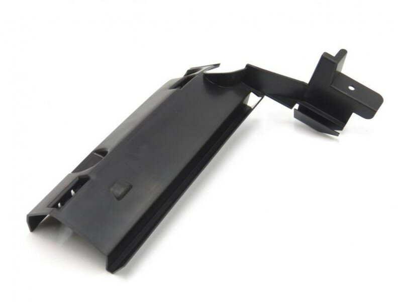 фото Щиток бампера Lada Largus FL передн. верхний левый (воздухонаправляющий)