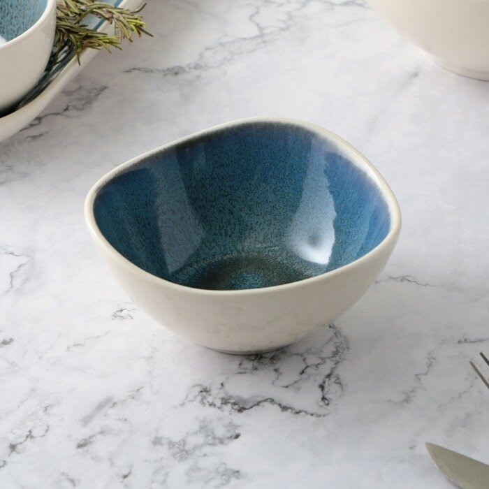 фото Салатник фарфоровый Magistro Ocean, 300 мл, d=12 см, цвет синий