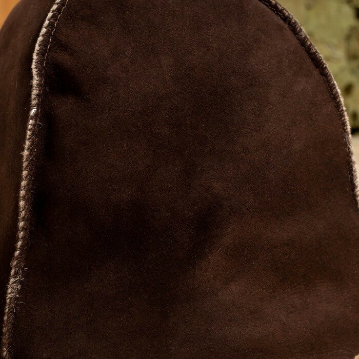 Шапка для бани из овчины "Классика" скорняжный шов, коричневый - фотография № 2