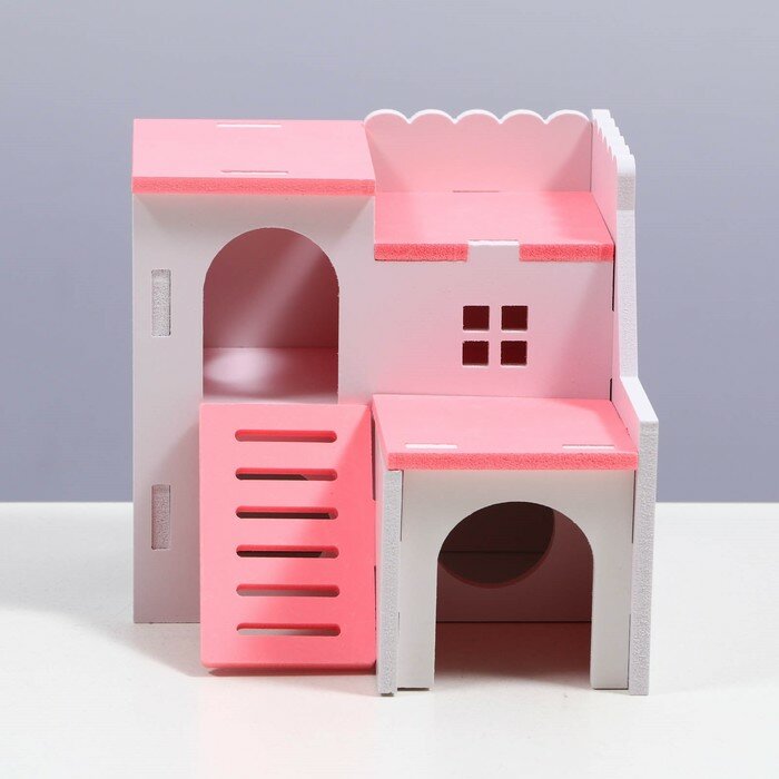 Домик для грызунов двухэтажный с лесенкой, 15,5 х 15,5 х 13,5 см, розовый - фотография № 2