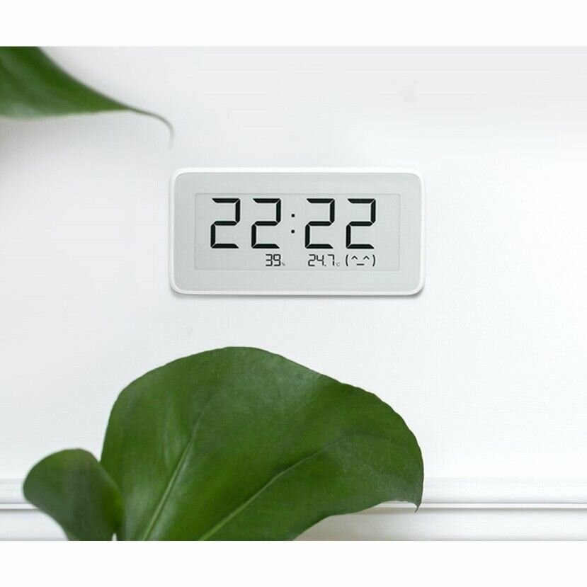 Датчик температуры и влажности Xiaomi Mijia Pro с ЖК дисплеем часами и будильником (Mi Temperature and Humidity Digital Clock)