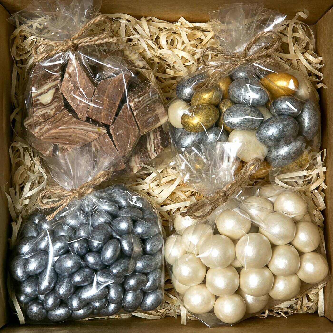Подарочный набор сладостей фундучок № 30 (1 кг.) - фотография № 1