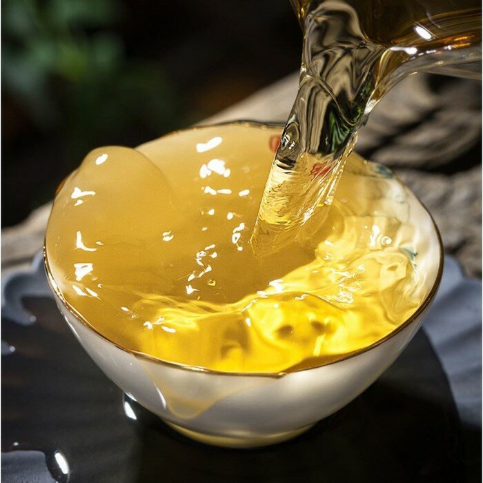 Китайский выдержанный зеленый чай "Шен Пуэр" 2017 год, Менхай, блин, 357 г (+ - 5 г) - фотография № 5
