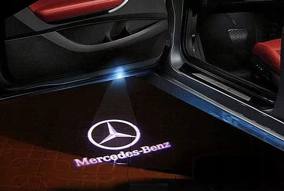 2 плафона подсветки дверей с проекцией Mercedes