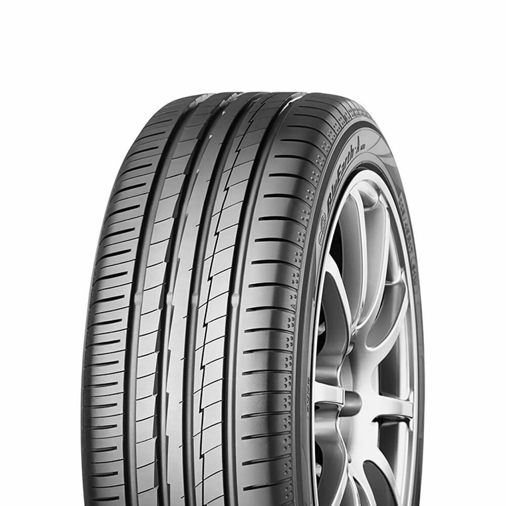 215/65 R17 Yokohama BluEarth AE-50 99V