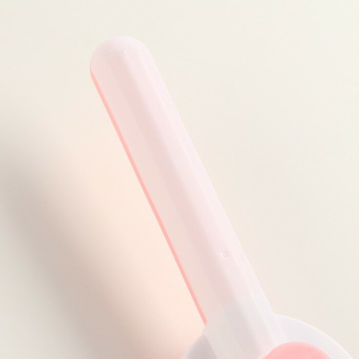 Пуходёрка пластиковая с функцией самоочистки, 7,7 х 19,1 см, розовая - фотография № 4