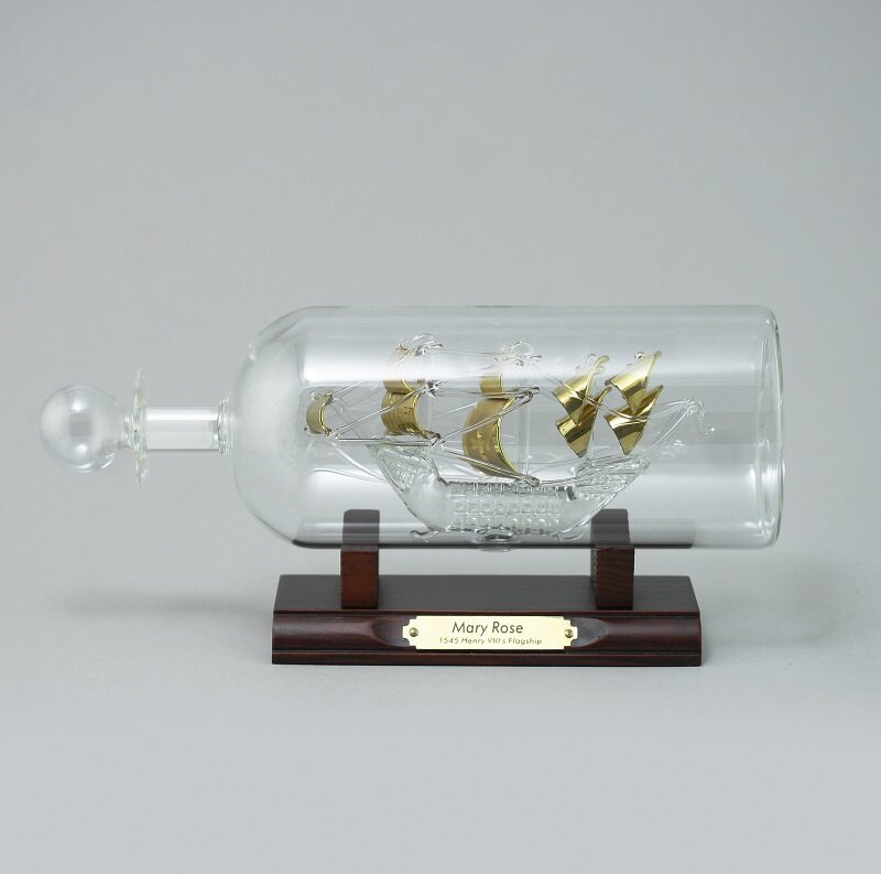 Модель корабля в бутылке Mary Rose - фотография № 3