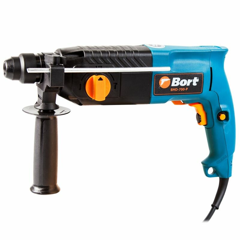 Перфоратор Bort BHD-700-P патрон:SDS-plus уд.:3Дж 700Вт